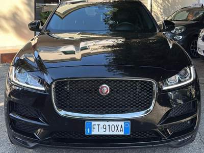 Jaguar F-Pace Unico proprietario, trazione integrale, super accessoriata Nero usata Sant'Omero