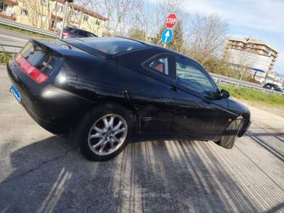 Alfa Romeo Gtv/Spider Tagliandata. Perfetti gli interni. Carrozzeria da verniciare. Arancione usata AV
