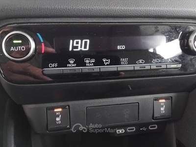 Toyota Yaris 1.5 Style Apple Android Bianco usata Bergamo