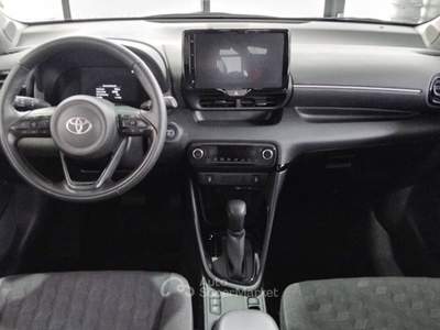 Toyota Yaris 1.5 Style Apple Android Bianco usata Bergamo