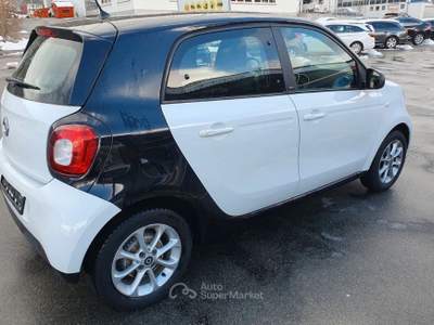 Smart ForFour Passion navi Bianco usata Aprilia
