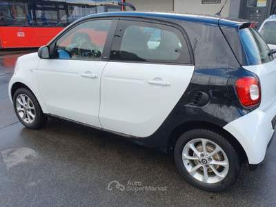 Smart ForFour Passion navi Bianco usata Aprilia