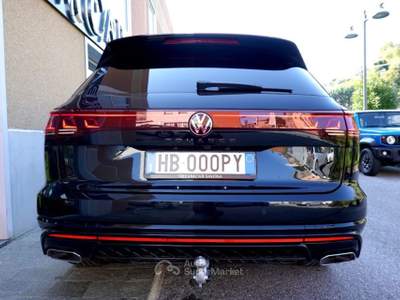 Volkswagen Touareg 3.0 V6 TDI SCR R-Line CERCHI DA 22"-GANCIO TRAINO Nero usata Savona