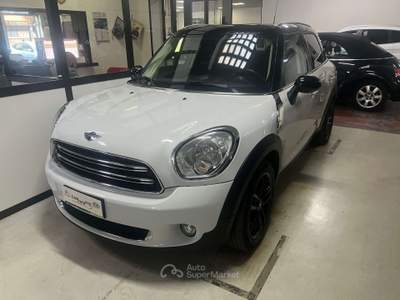 MINI Cooper Mini Countryman 2.0 Cooper D auto E6 GARANZIA 24 MESI Bianco usata Cologno Monzese