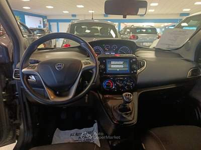 Lancia Ypsilon Ypsilon 1.0 FireFly 5 porte S&S Hybrid Gold Grigio usata Villaga