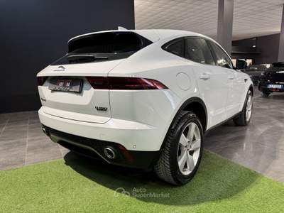 Jaguar E-Pace 2.0D i4 180cv R-DYNAMIC AUTO AWD Bianco usata Occhiobello