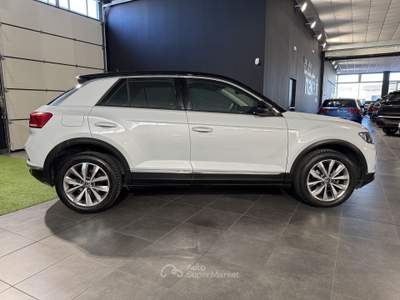 Volkswagen T-Roc 1.0 TSI Business Bianco usata Occhiobello