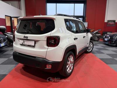 Jeep Renegade Renegade 1.5 turbo t4 mhev Altitude 2wd dct Bianco usata Cornate D'adda