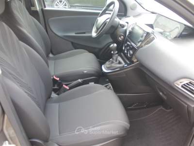 Lancia Ypsilon 1.0 FireFly 5 porte S&S Hybrid Gold Grigio usata Cuneo