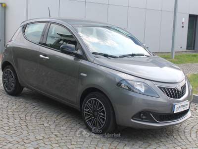Lancia Ypsilon 1.0 FireFly 5 porte S&S Hybrid Gold Grigio usata Cuneo