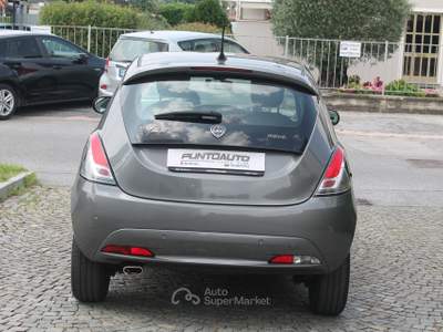 Lancia Ypsilon 1.0 FireFly 5 porte S&S Hybrid Gold Grigio usata Cuneo