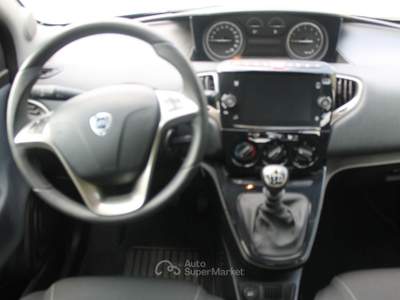 Lancia Ypsilon 1.0 FireFly 5 porte S&S Hybrid Gold Grigio usata Cuneo