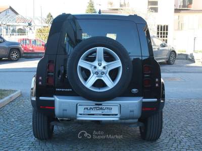 Land Rover Defender 3.0 D6 200 90 SE AWD auto. Nero usata Cuneo