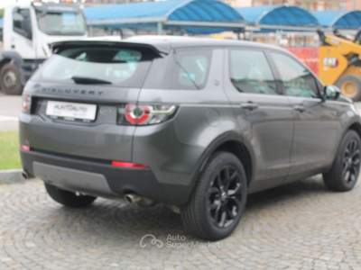 Land Rover Discovery Sport Discovery Sport 2.0 TD4 150 CV SE Grigio usata Cuneo