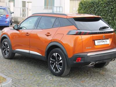 Peugeot 2008 PureTech Turbo 130 S&S Allure Arancione usata Cuneo