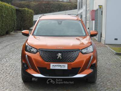 Peugeot 2008 PureTech Turbo 130 S&S Allure Arancione usata Cuneo