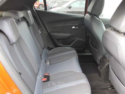 Peugeot 2008 PureTech Turbo 130 S&S Allure Arancione usata Cuneo