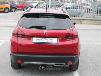 Peugeot 2008 PureTech Turbo 110cv GT Line S/S Rosso usata Cuneo