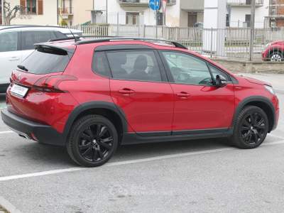 Peugeot 2008 PureTech Turbo 110cv GT Line S/S Rosso usata Cuneo