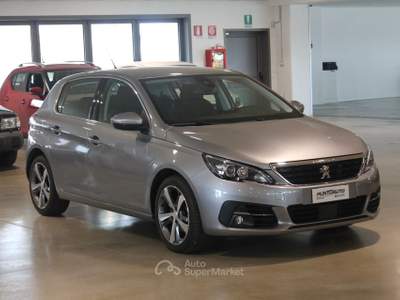 Peugeot 308 BlueHDi 130 EAT8 S&S GT Line Grigio usata Cuneo