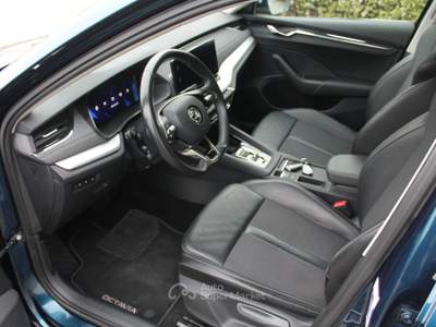 Skoda Octavia 2.0 TDI EVO 110KW WAGON STYLE DSG 4WD Verde usata Cuneo