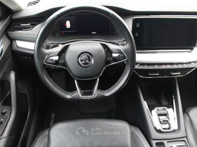 Skoda Octavia 2.0 TDI EVO 110KW WAGON STYLE DSG 4WD Verde usata Cuneo