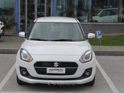 Suzuki Swift 1.2 Hybrid Top 2WD Bianco usata Cuneo