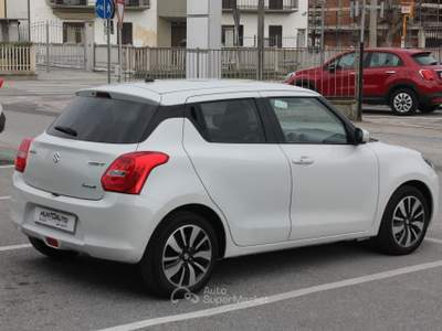 Suzuki Swift 1.2 Hybrid Top 2WD Bianco usata Cuneo