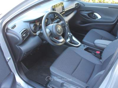 Toyota Yaris Hybrid Trend MY22 Argento usata Cuneo