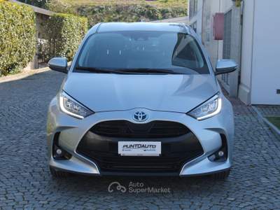 Toyota Yaris Hybrid Trend MY22 Argento usata Cuneo