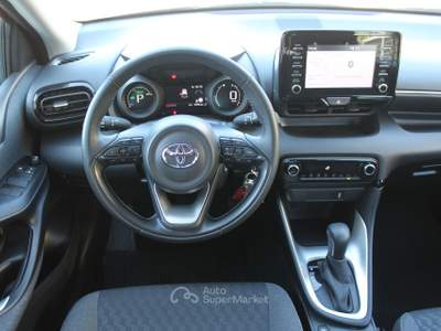 Toyota Yaris Hybrid Trend MY22 Argento usata Cuneo