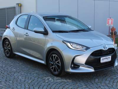 Toyota Yaris Hybrid Trend MY22 Argento usata Cuneo