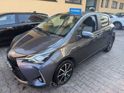 Toyota Yaris 1.5 Hybrid 5 porte Toyota Team Grigio usata Sesto San Giovanni