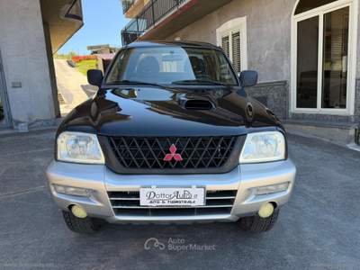 Mitsubishi L200 L200 2.5 TDI 4WD DC Pup. GLS Air Nero usata SANTA MARIA NUOVA