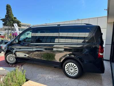 Mercedes-Benz Vito 116 CDI Tourer Pro Long 9 POSTI Nero usata Pomezia