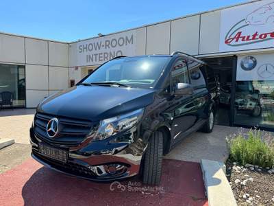 Mercedes-Benz Vito 116 CDI Tourer Pro Long 9 POSTI Nero usata Pomezia