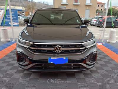 Volkswagen T-Roc Praticamente nuova. Grigio usata Benevento