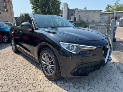 Alfa Romeo Stelvio AT8 RWD Business Nero usata Mercato Saraceno