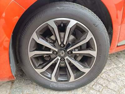 Renault Clio Techno 1.0 ECO-G 100 Arancione usata Novara