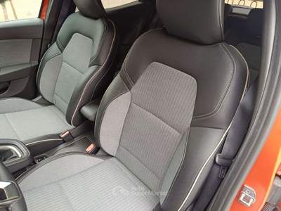 Renault Clio Techno 1.0 ECO-G 100 Arancione usata Novara