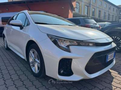Suzuki Swace 1.8 Full Hybrid E-CVT 2WD Cool Bianco usata Milano