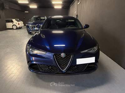 Alfa Romeo Giulia V6 Bi-Turbo AT8 Quadrifoglio Blu/Azzurro usata Bruino