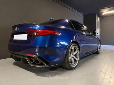 Alfa Romeo Giulia V6 Bi-Turbo AT8 Quadrifoglio Blu/Azzurro usata Bruino