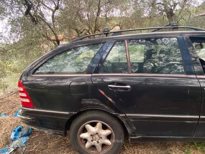 Mercedes-Benz Classe C mercedes Nero usata Pontedassio