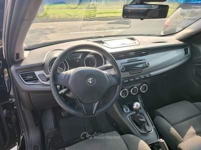 Alfa Romeo Giulietta Turbo MultiAir Distinctive Nero usata Torino