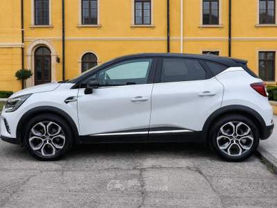 Renault Captur Captur 1.6 E-Tech full hybrid Equilibre 145cv autocarro n1 Nero usata Dolo