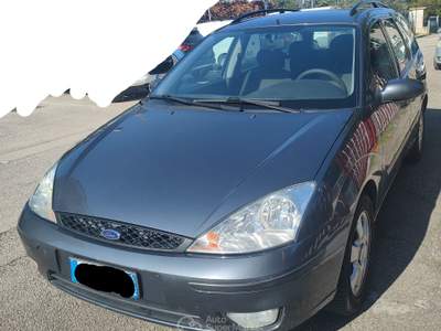 Ford Focus unico proprietario, non fumatore, ottimo stato Grigio usata giulianova