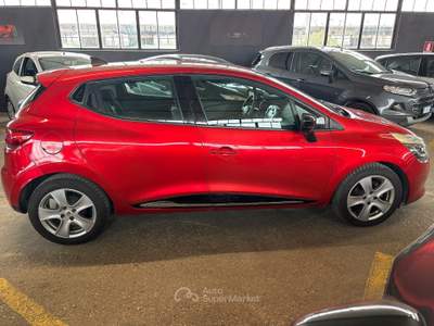 Renault Clio 5 porte Wave NEOPATEN usata Sommacampagna