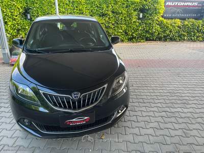 Lancia Ypsilon Ypsilon 1.0 FireFly 5p.S&S Hyb. Eco Gold Grigio usata Taranto