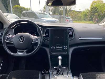 Renault Mégane Megane IV 2016 1.5 blue dci Intens 115cv edc my19 Nero usata Arcore